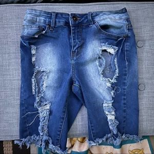 ELITE JEANS HIGH RISE BERMUDA SHORTS